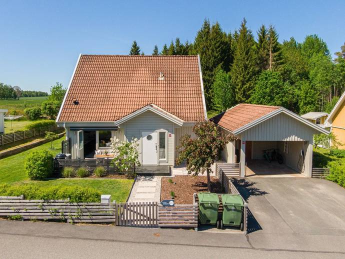 7 rok · 159 m² · Parkvillan 7