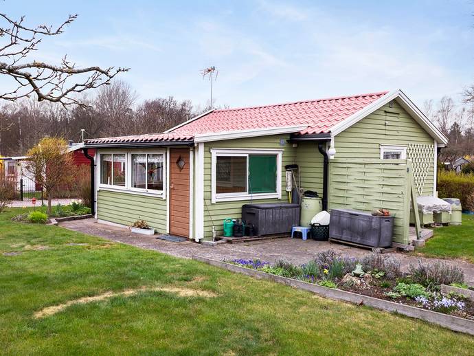 2 rok · 35 m² · Näckrosvägen, stuga 49