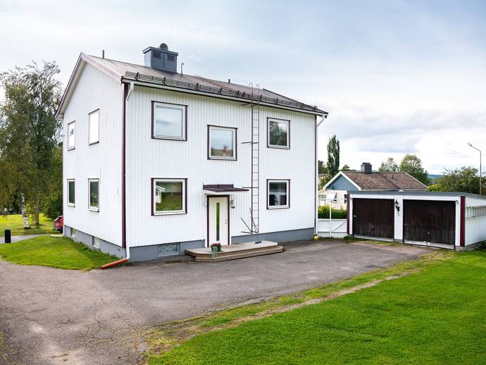 7 rok · 140 m² · Rosengatan 1