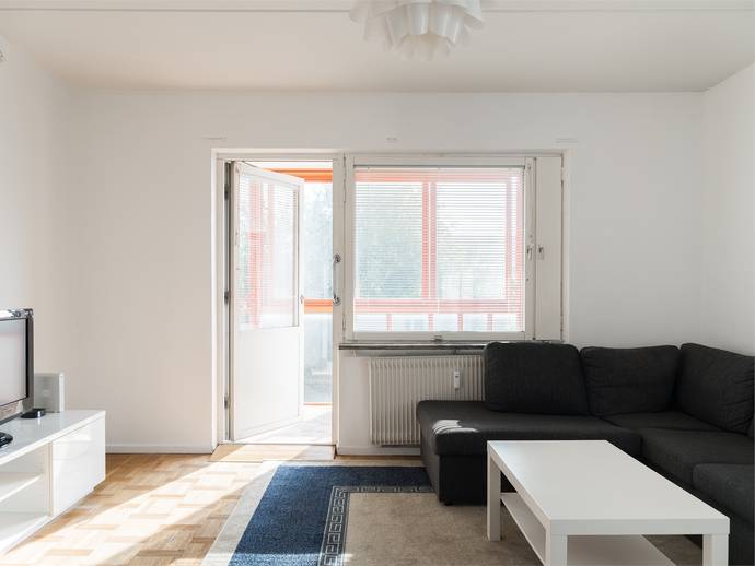 2 rok · 64 m² · Serenadgatan 72