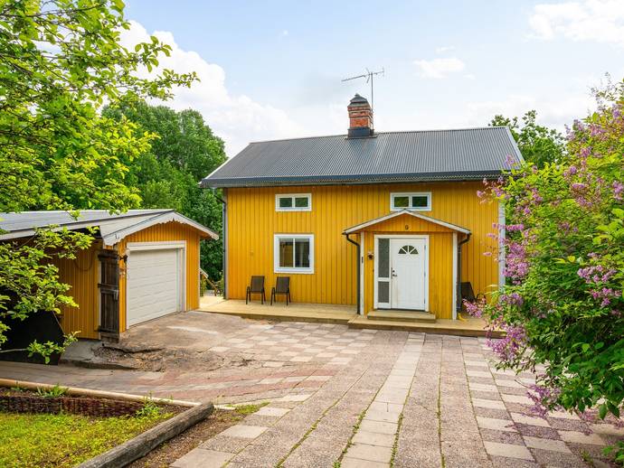 4 rok · 110 m² · Kung Oscars väg 9