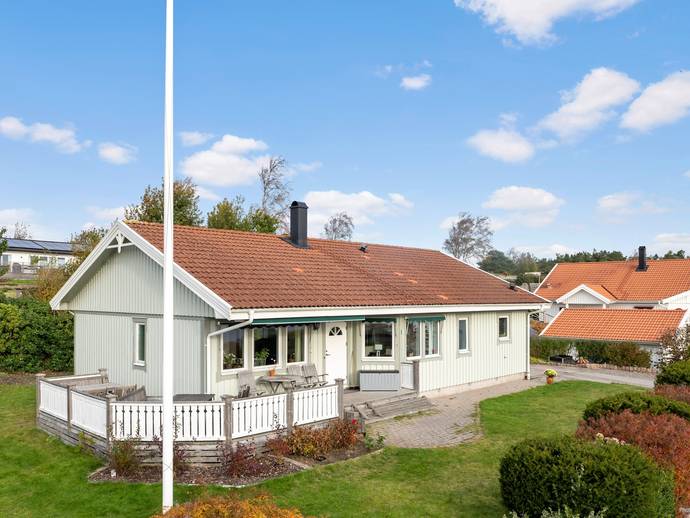 6 rok · 128 m² · Långliden 1