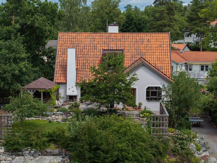 7 rok · 160 m² · Fågelsångsvägen 11