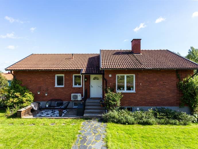 4 rok · 90 m² · Björkbackavägen 31