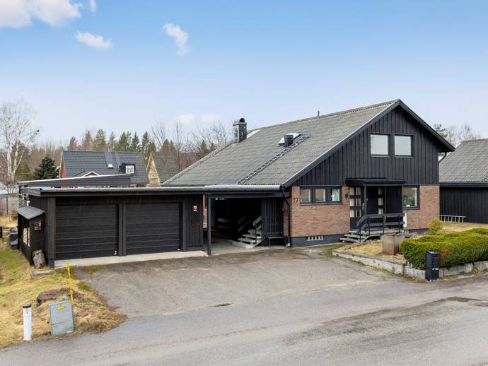 6 rok · 194 m² · Hälsingegatan 27