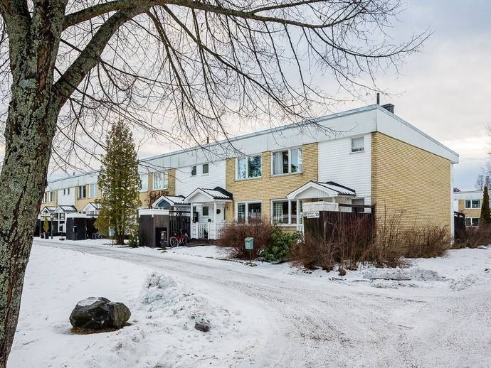4 rok · 104 m² · Sätrahöjden 39H