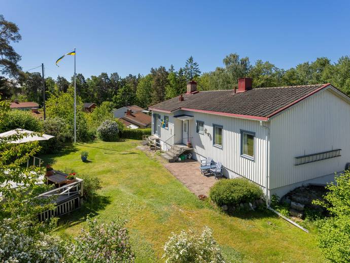 6 rok · 120 m² · Nyängsvägen 102