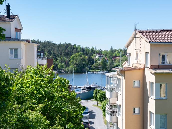 2 rok · 48 m² · Essingeringen 94