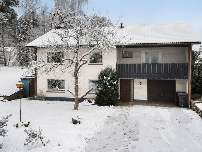 6 rok · 153 m² · Hackspettsgatan 16