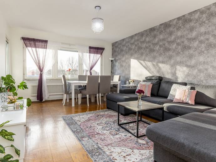 3 rok · 75 m² · Timmermansvägen 8E
