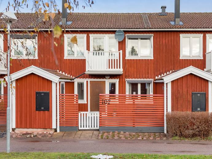 4 rok · 99,5 m² · Åsgärdsgatan 102