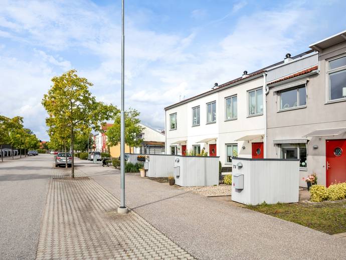 4 rok · 102 m² · BYGGMÄSTAREGATAN 73