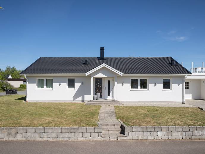 4 rok · 105 m² · Algatan 2