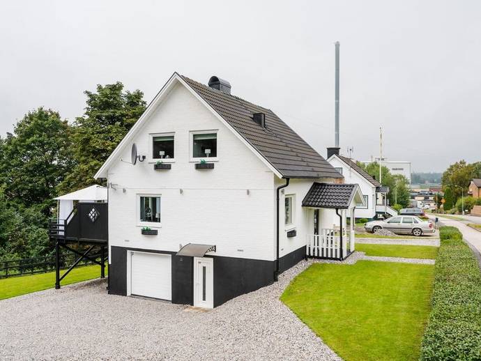 6 rok · 105 m² · Sparregatan 8