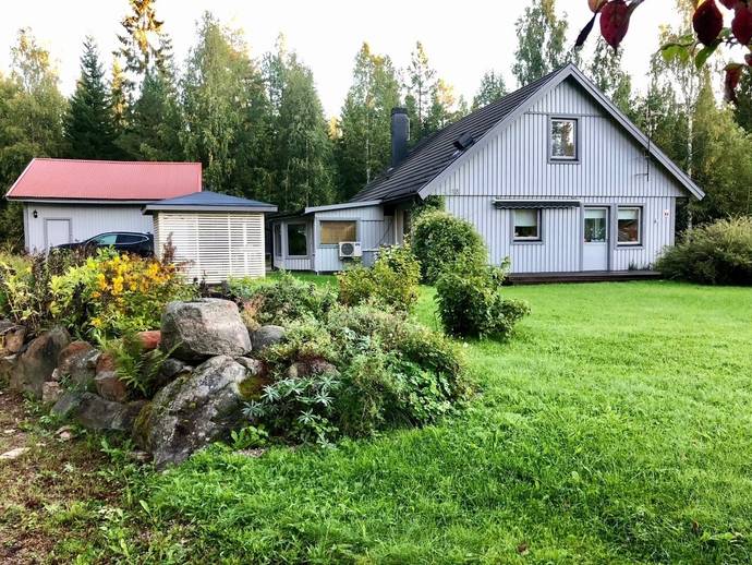 6 rok · 151 m² · Stegvägen 18