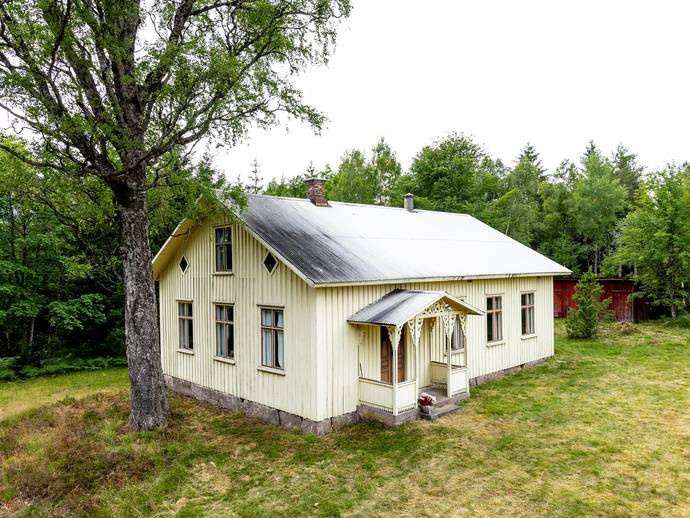 4 rok · 150 m² · Bårebo missionshus