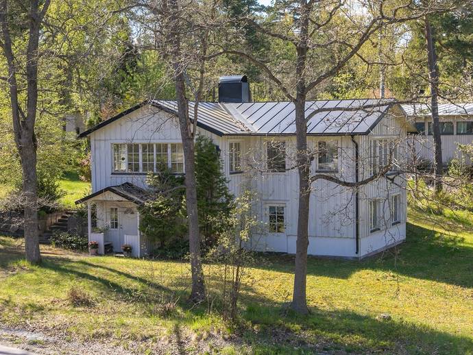 6 rok · 158 m² · Mariehillsvägen 9