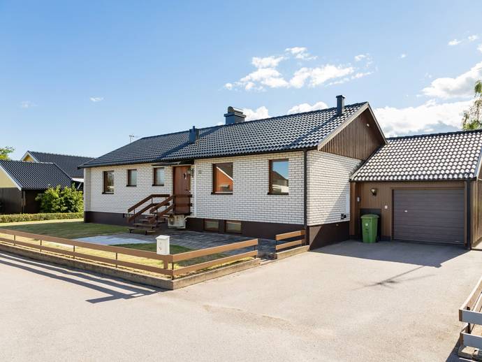 6 rok · 107 m² · Vaktarevägen 11
