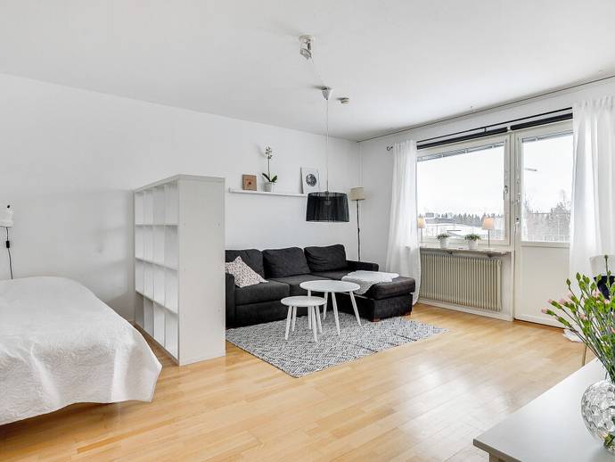 1 rok · 43,5 m² · Mariehemsvägen 31 F