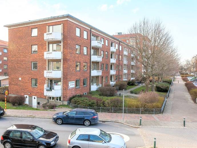 2 rok · 50 m² · Sergels väg 6 B