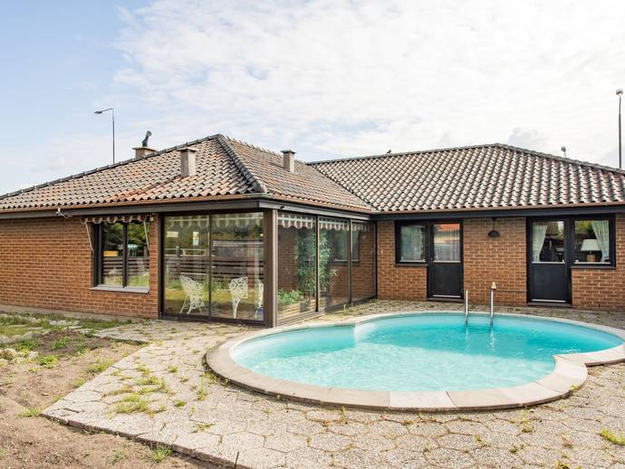 4 rok · 150 m² · Västra Skrävlingevägen 1A