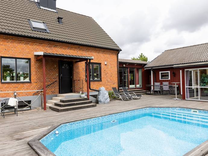 4 rok · 154 m² · Syrenvägen 1