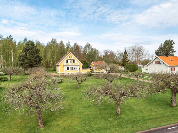 5 rok · 129 m² · Vallsbergsvägen 42