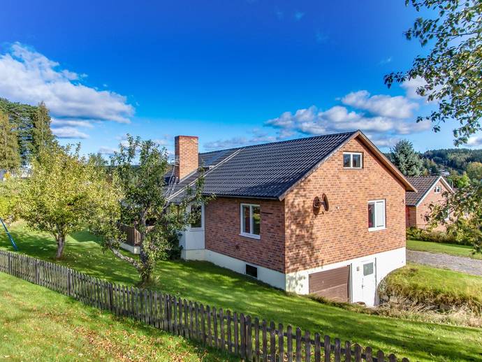 4 rok · 87 m² · Rosenvägen 9