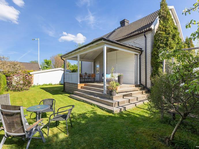 7 rok · 173 m² · Hjälmarvägen 31A