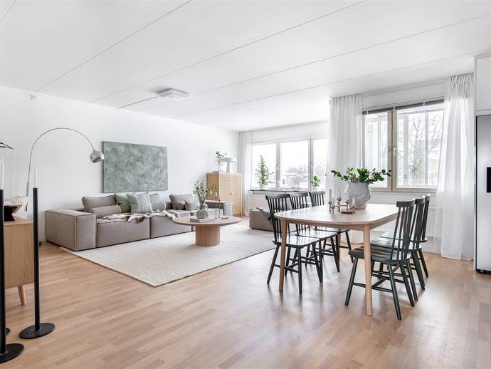 4 rok · 97 m² · Axel Danielssons Väg 31
