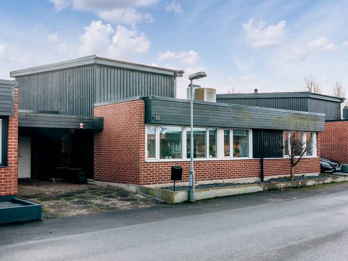 5 rok · 141 m² · Näktergalsvägen 16