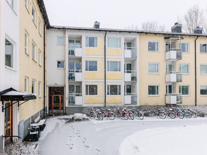 1 rok · 28 m² · Djurgårdsvägen 13E