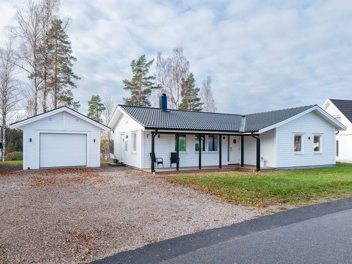 4 rok · 104 m² · Höjdvägen 7