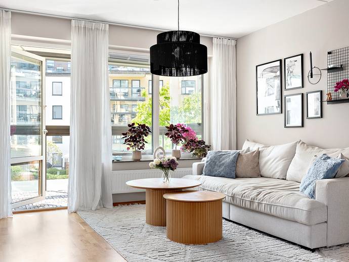 2 rok · 43 m² · Meanderslingan 36