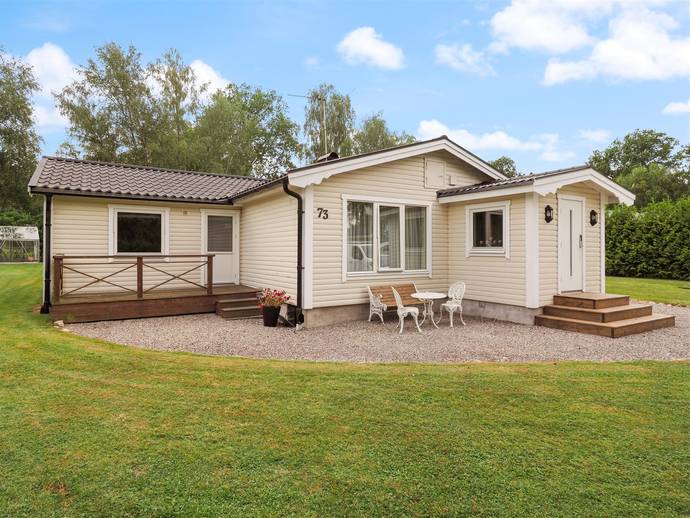 85 m² · Husby ringväg 73