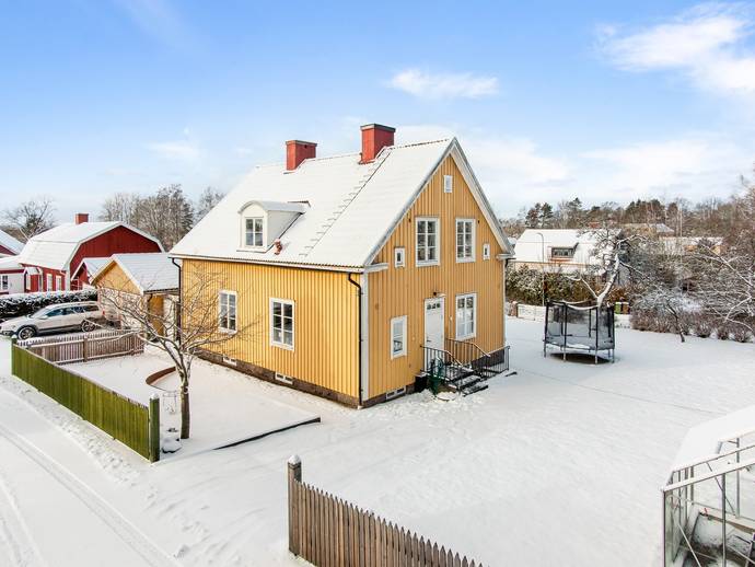 7 rok · 164 m² · Sockertoppsvägen 3