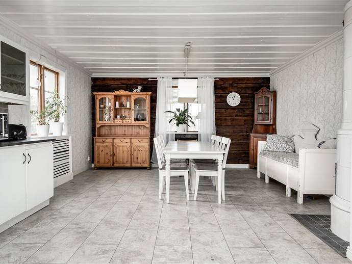 4 rok · 146 m² · Landsvägen 14