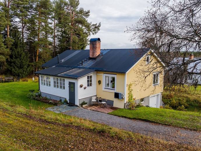 4 rok · 90 m² · Ringvägen 2