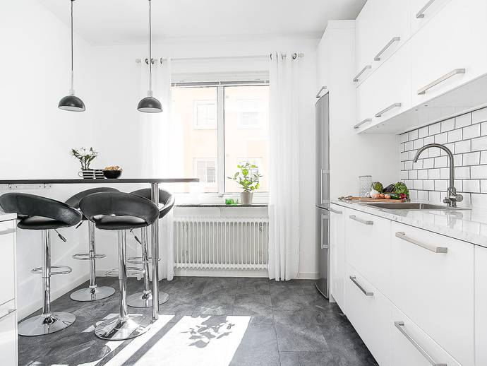 1 rok · 42 m² · Scheelegatan 14 B