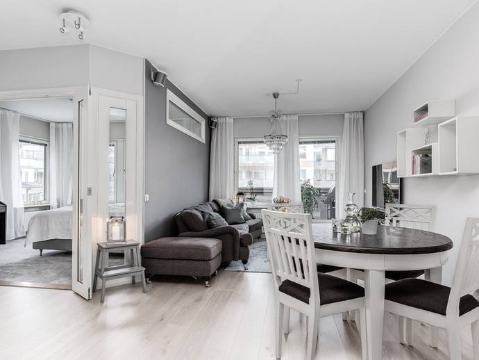 2 rok · 54 m² · Franzéngatan 40, 4 tr