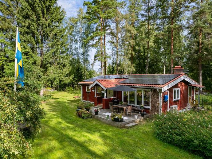 3 rok · 80 m² · Länna-Karlslund 3