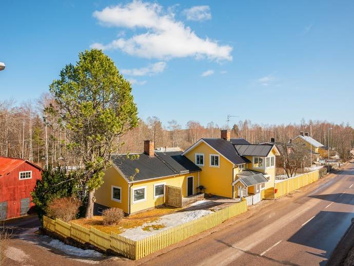 8 rok · 179 m² · Svärdsjövägen 288