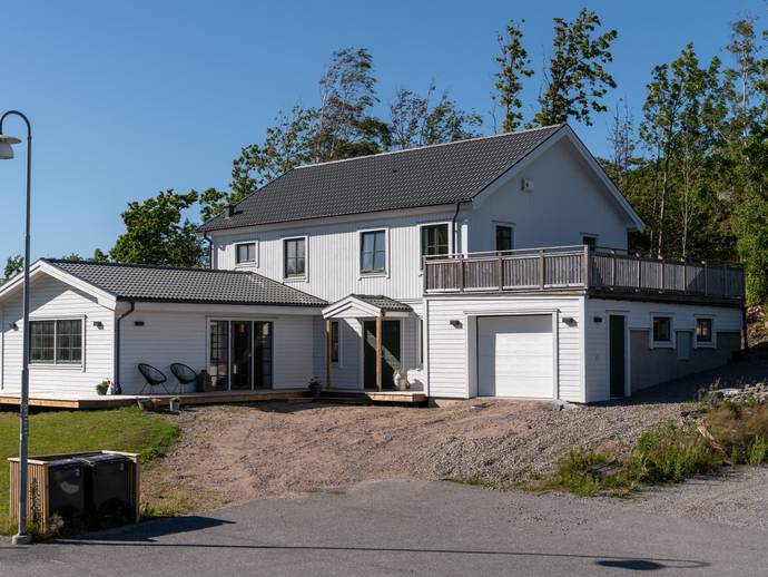 6 rok · 196 m² · Aspvägen 10