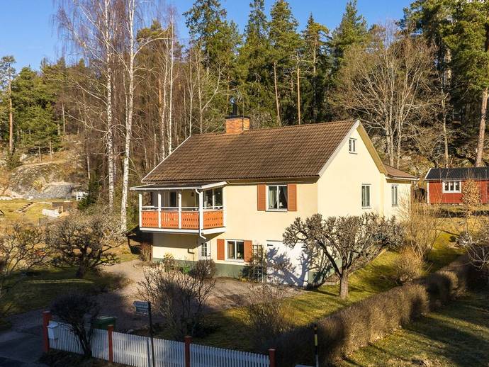 6 rok · 143 m² · Bergsgatan 40