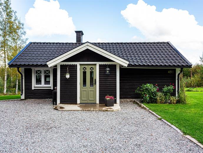3 rok · 84 m² · Hafsta 491
