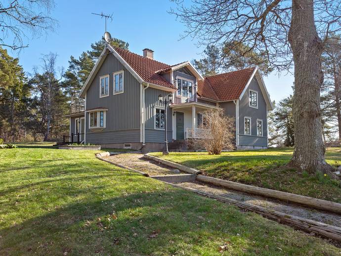 5 rok · 226 m² · Övraby 136