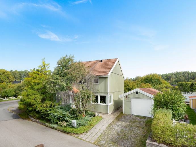 4 rok · 122 m² · Örtugsvägen 29