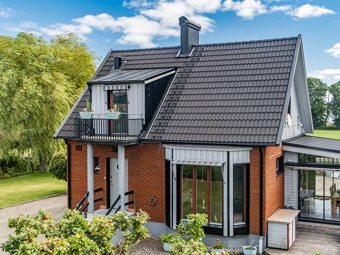 4 rok · 111 m² · Östersjövägen 181