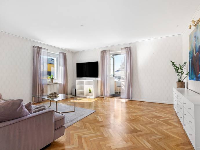 3 rok · 76 m² · Oscarsgatan 3