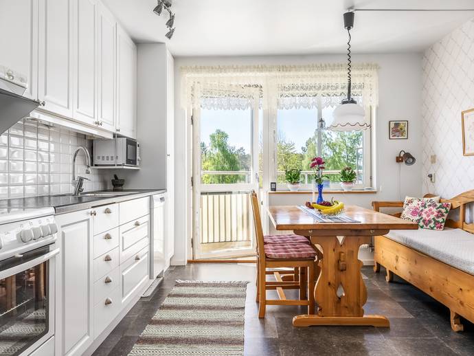 2,5 rok · 75,5 m² · Bergslagsvägen 12E